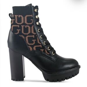 NWOT Guess Grows-R Knit Logo Heeled Platform Boots